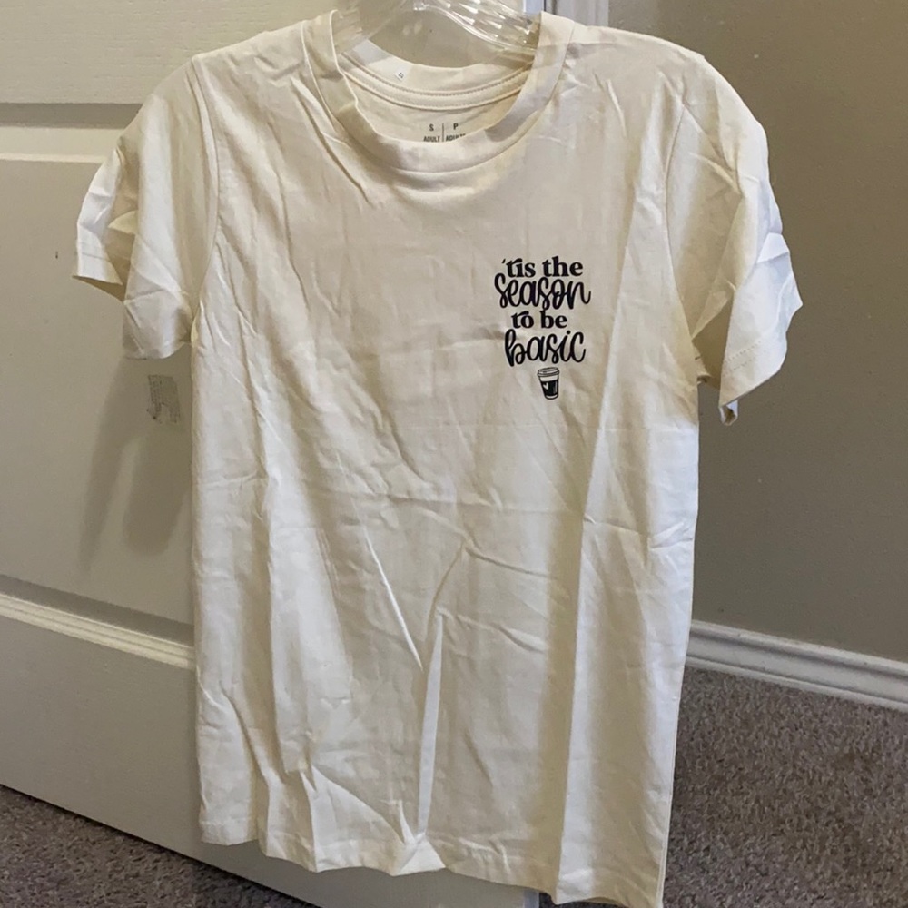 Tis the season to be basic short sleeve Tee